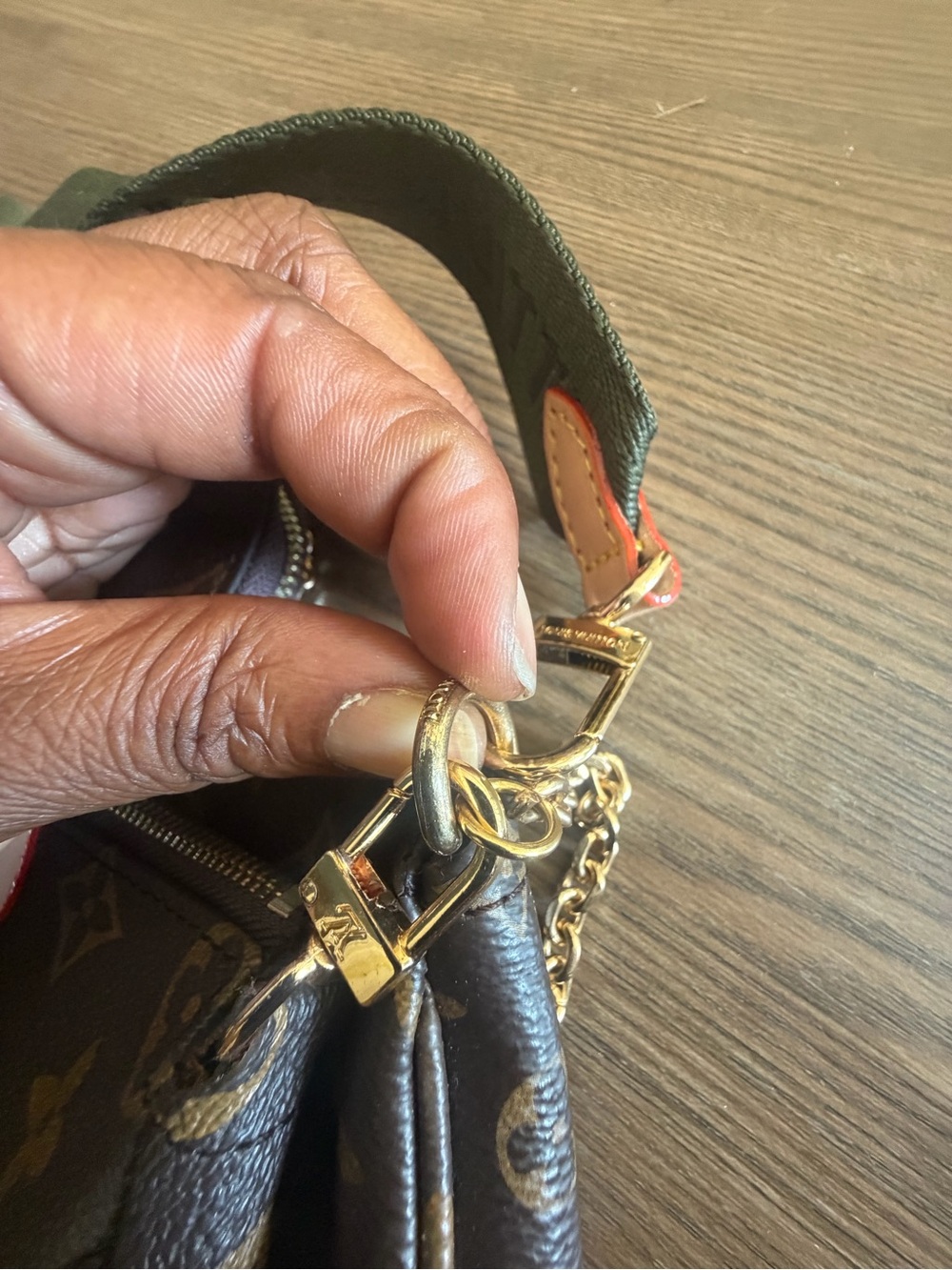 Inspired Monogram Multi-Pochette - Picture 12 of 15